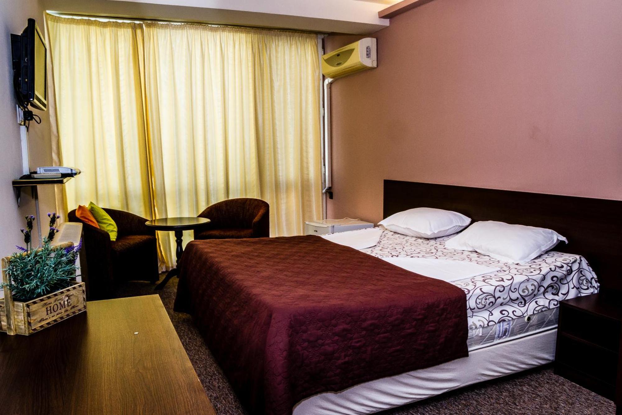 Hotel Sezoni South Burgas City Exterior foto